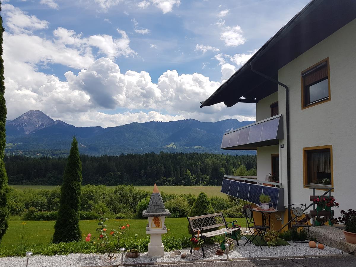 Ferienwohnungen Pirker Дроболлах-ам-Фаакер-Зее Экстерьер фото